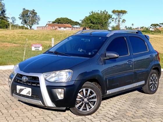TOYOTA ETIOS CROSS 1.5 16V FLEX 4P MANUAL